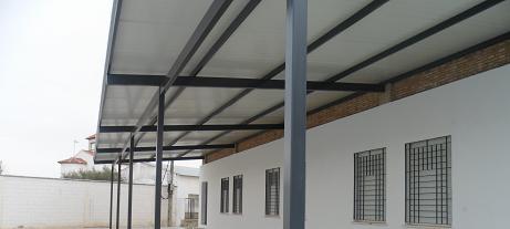 Techado parte trasera del Colegio